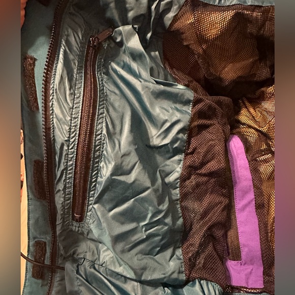 Vintage MEC 90's gore-tex ski shell jacket - Picture 4 of 7